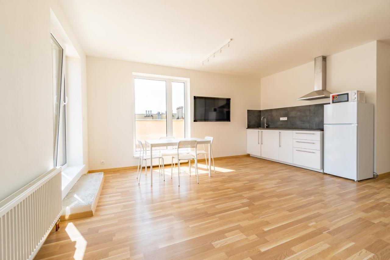 Penthouse # 81 With Panoramic City View In Elite Rezidence With Free Parking Praga Exterior foto
